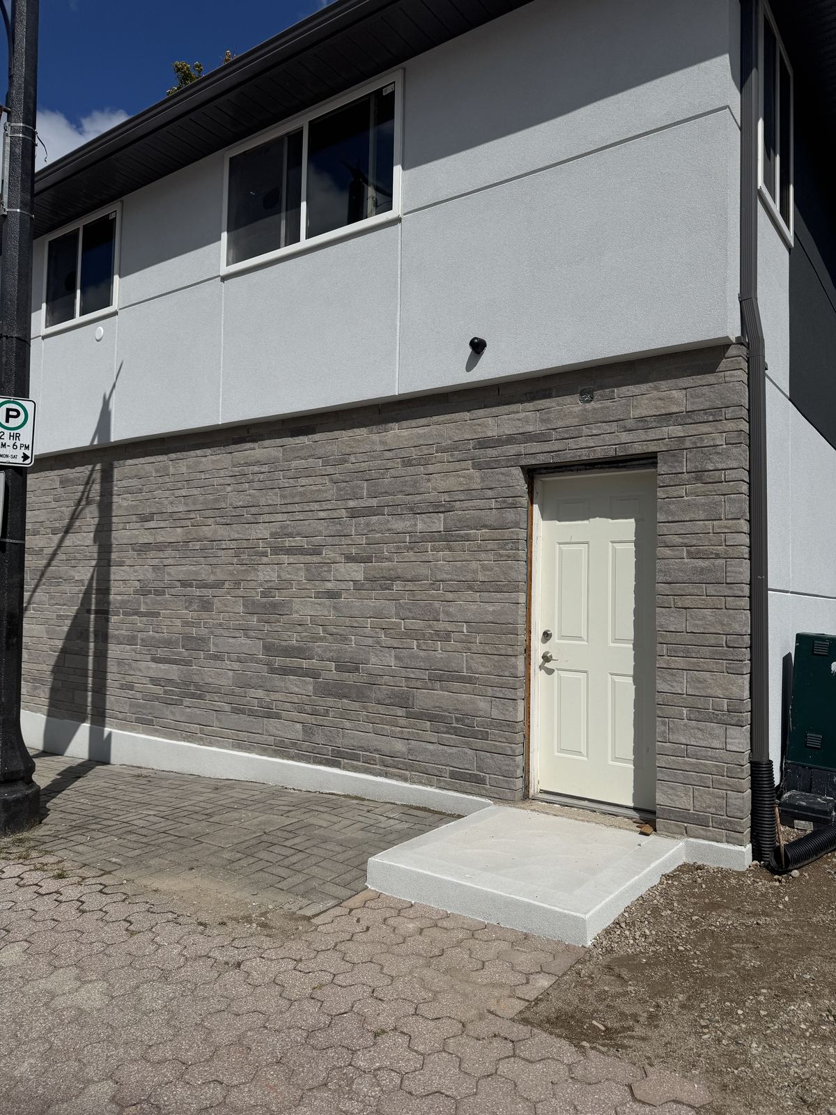 Camera covering the rear entrance of a commercial building