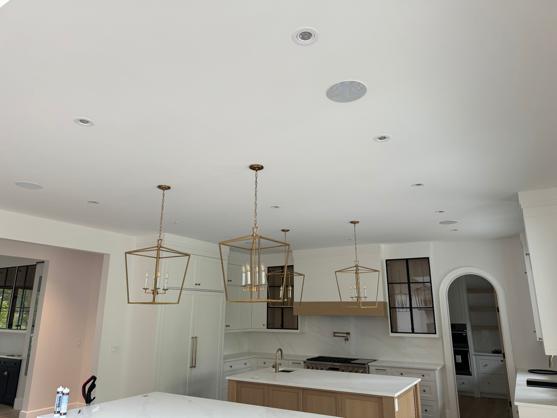 B&W ceiling speakers in modern kitchen